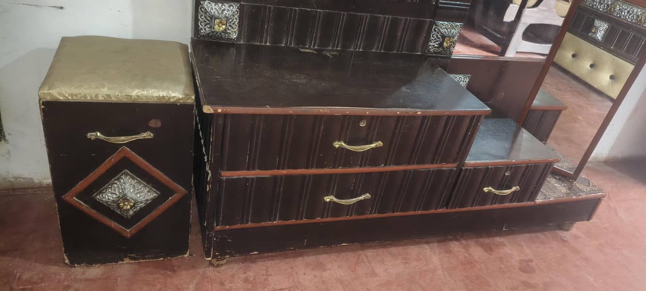 Dressing Table 3 mirror 5