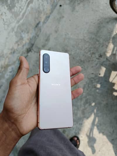 Sony 5 III 8 gb ram 128 gb storage