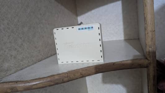 MikroTik HEX lite