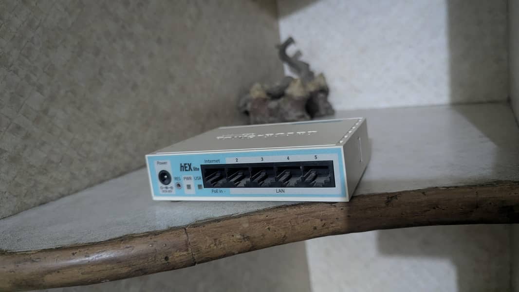 MikroTik HEX lite 1