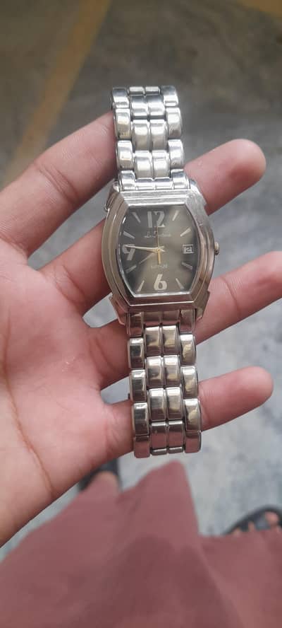 original Men's Wrist Tank Shape Watch