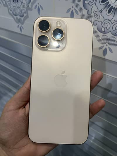 Apple iPhone 16 Pro Max