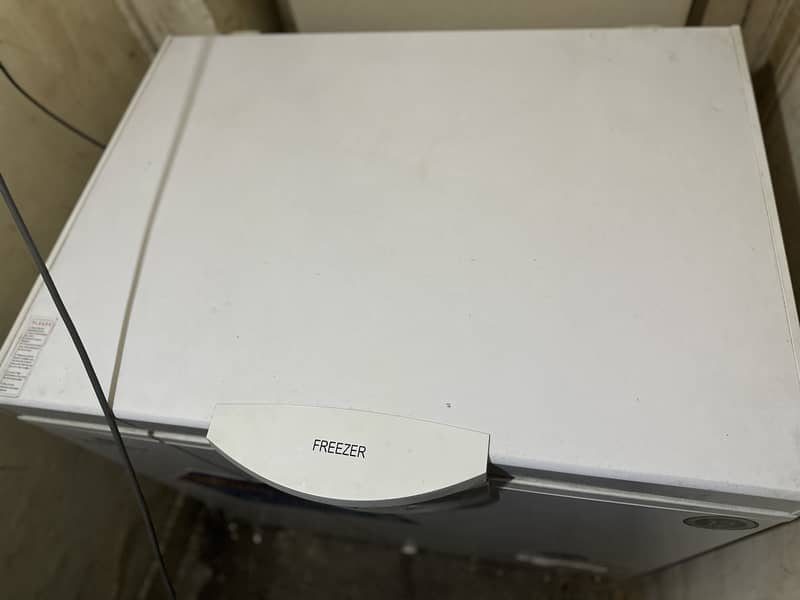 Dawlance Deep Freezer 4
