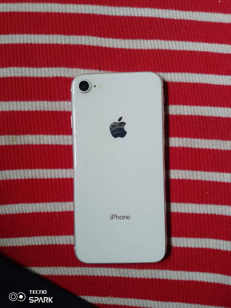Apple iPhone 8 0