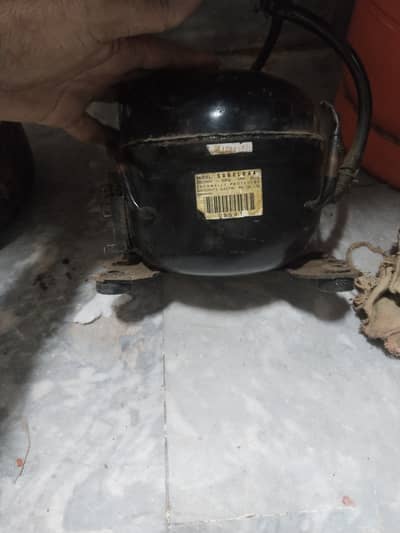 refrigerator compressor