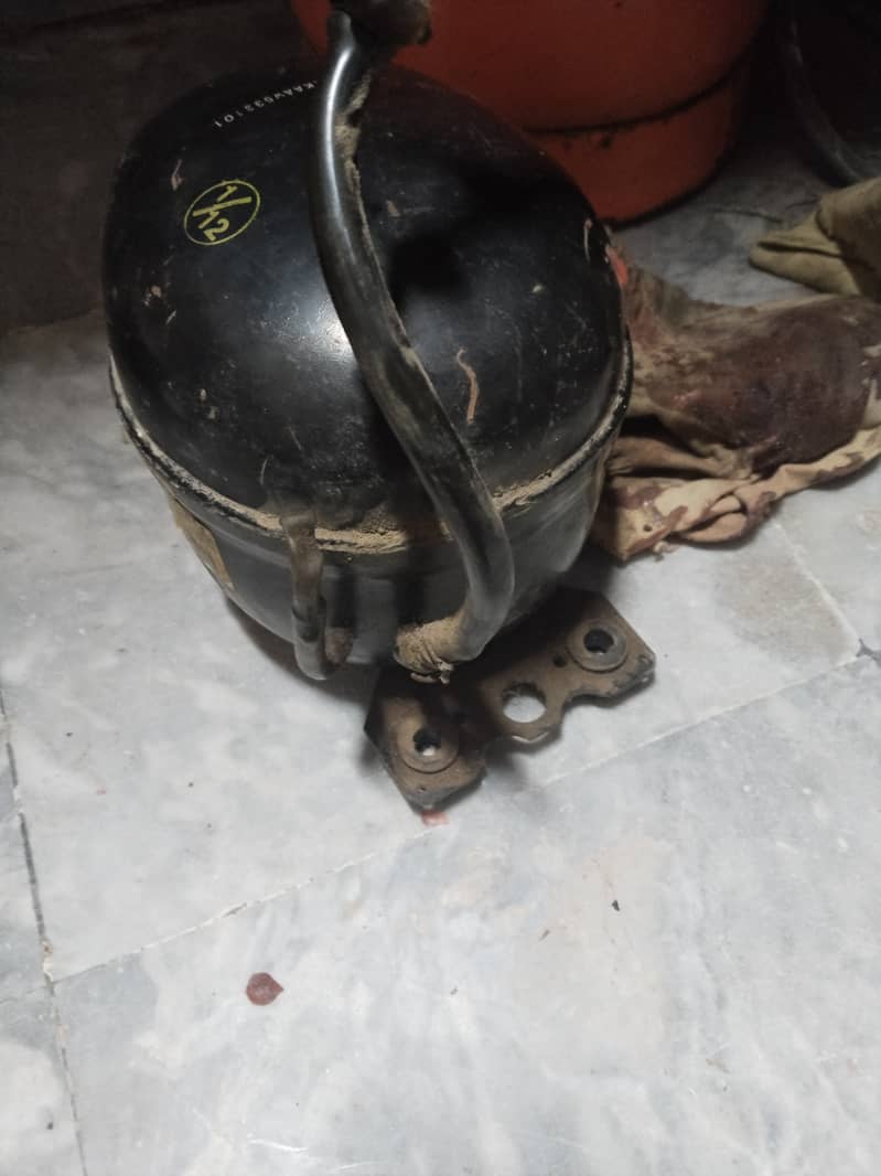 refrigerator compressor 1