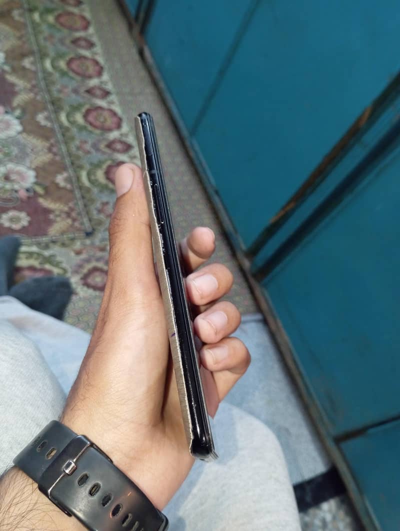 One Plus 6T 1