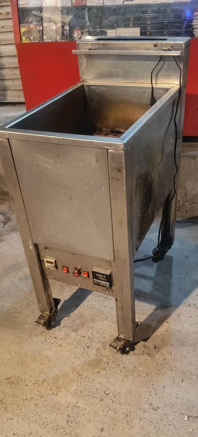 frier 03093890977