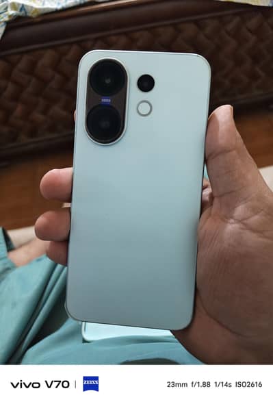 Vivo X200