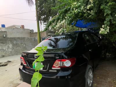 Toyota Corolla GLI 2011
