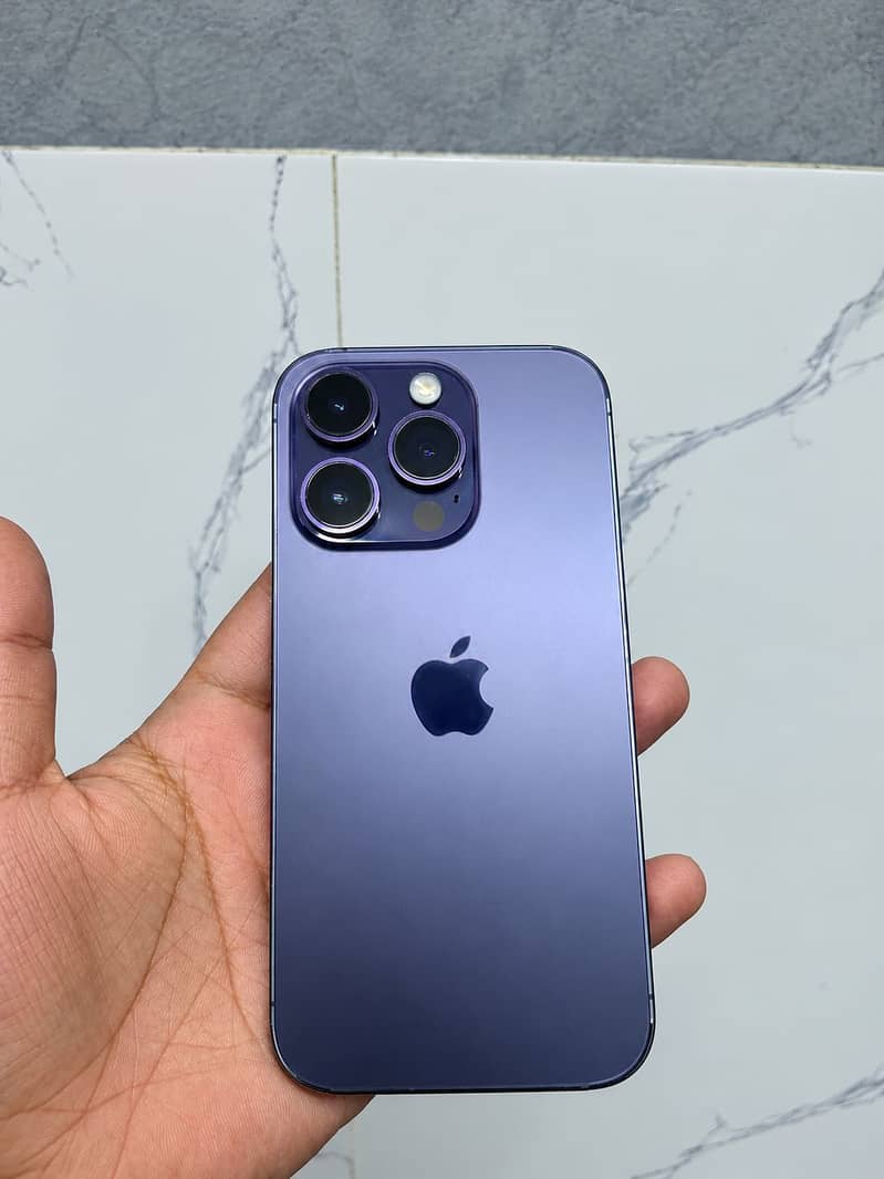 Apple iPhone 14 Pro 0