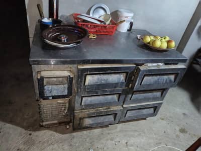 Stainless Steel Under-Counter Chiller Table