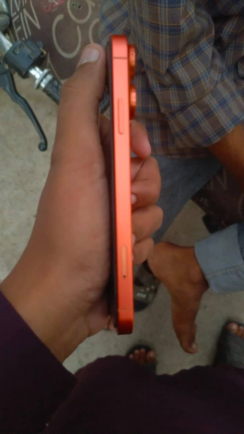Apple iPhone XR 1
