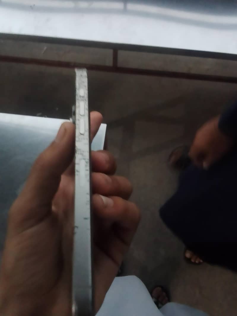 Apple iPhone 15 Pro Max 1