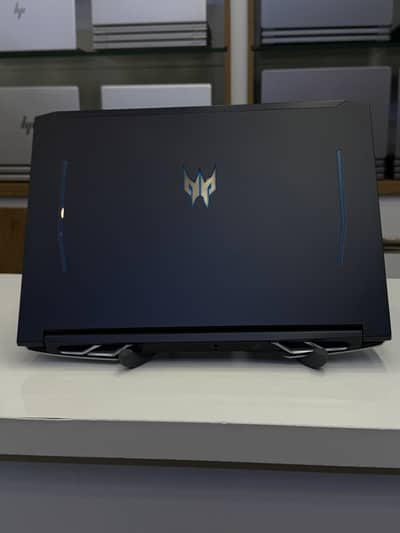 acer PREDATOR HELIOS 300 |RTX 3060/ 6 GB /i9-11Gen | 16GB RAM 512 SSD