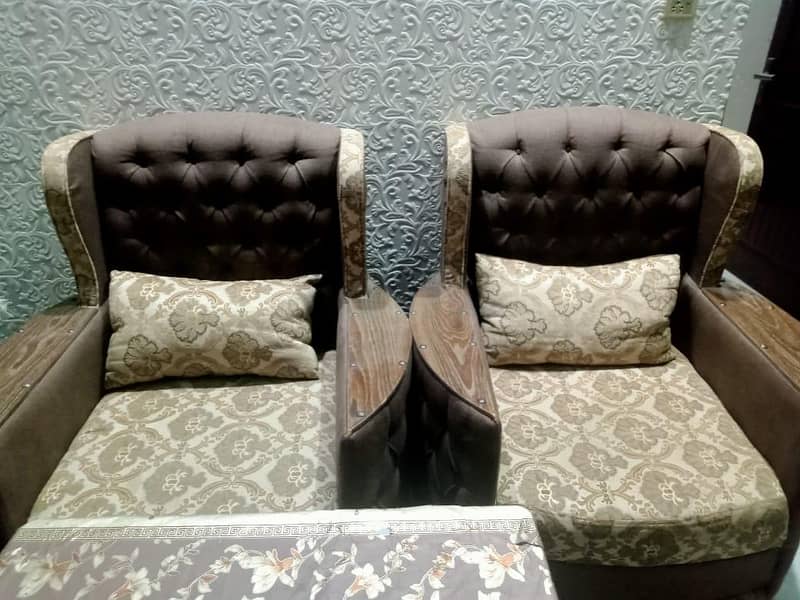 seven seater sofa set with table 3