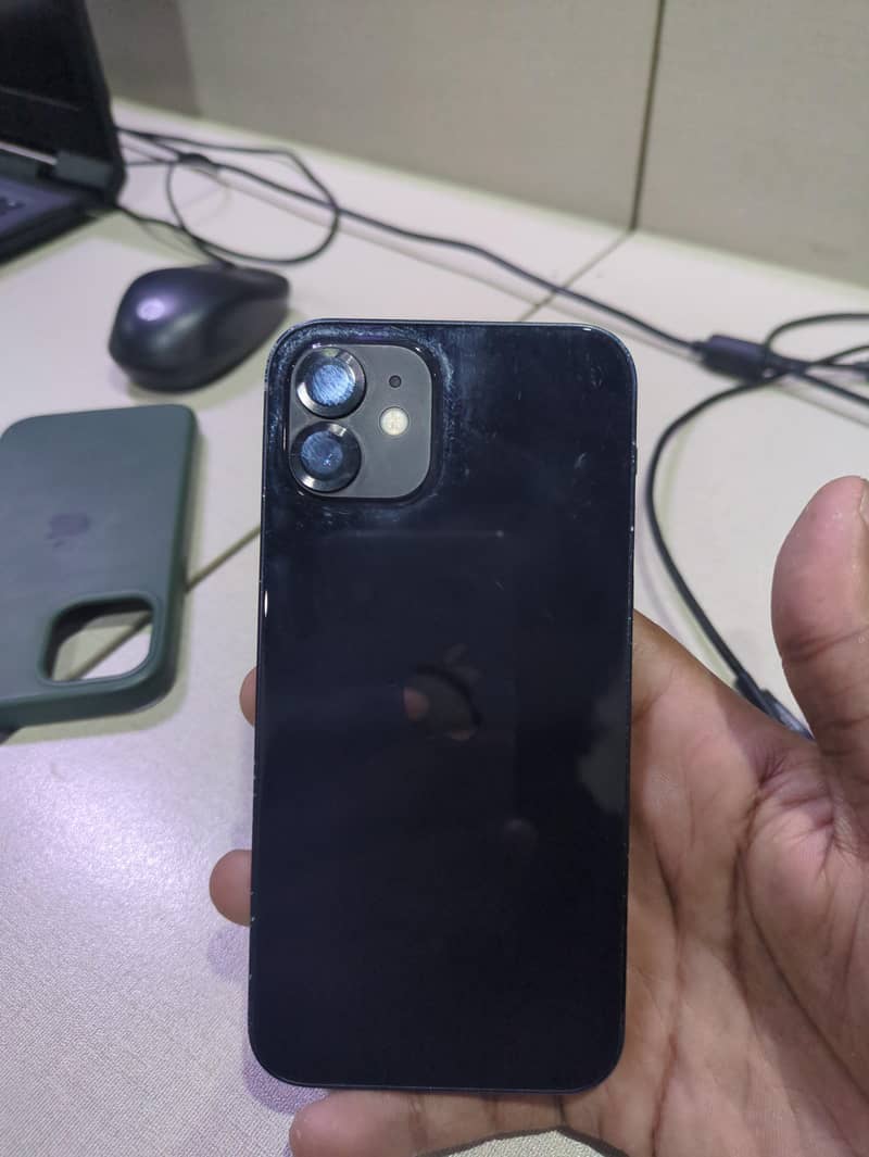 Apple iPhone 12 0