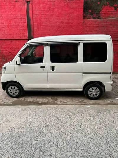 Daihatsu Hijet 2019