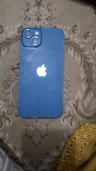 Apple iPhone 13