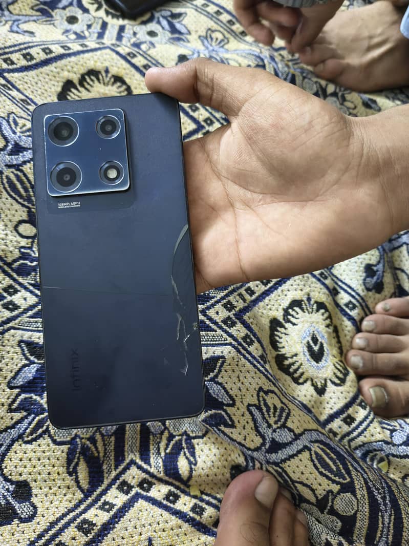 Infinix Note 30 Pro 5