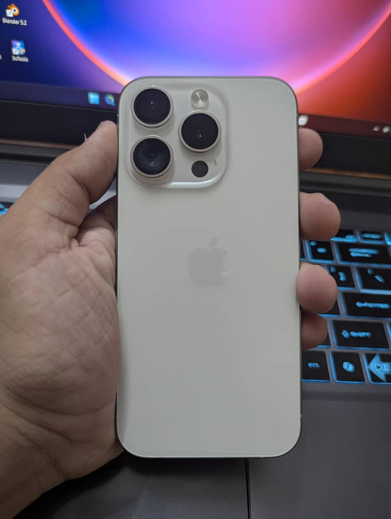 Apple iPhone 15 Pro Jv 0