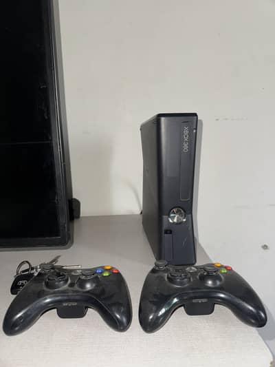 Xbox 360 Slim