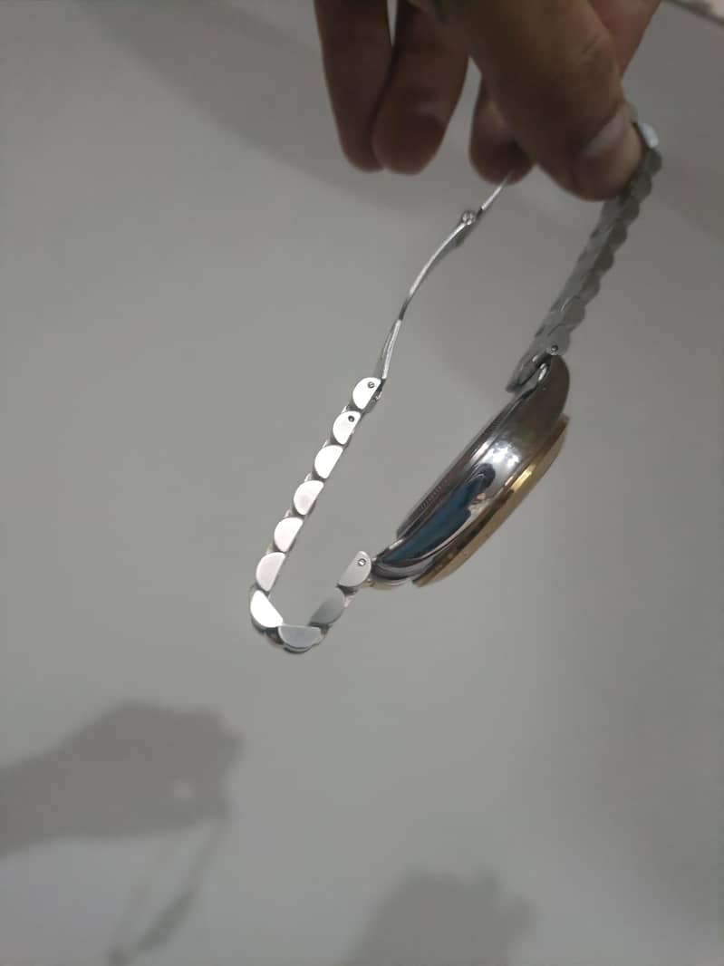 watch 1