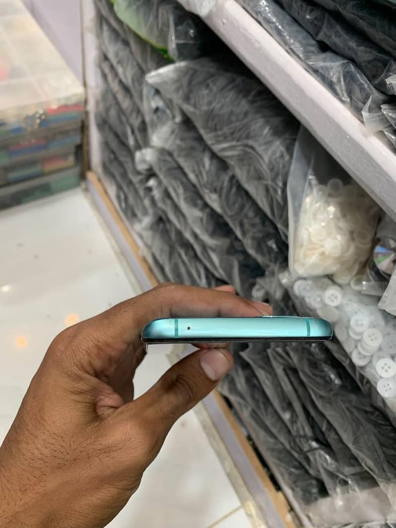 One Plus 8T 5