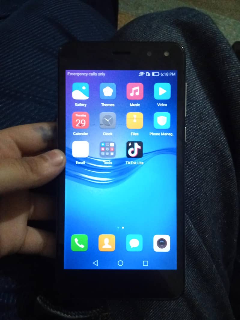 Huawei Y5 0