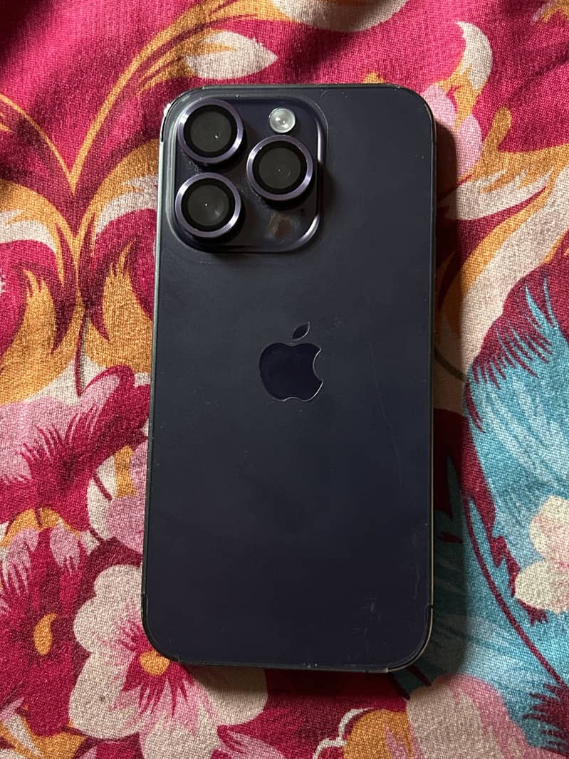 Apple iPhone 14 Pro 1