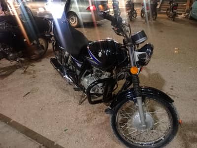 Suzuki GS 150