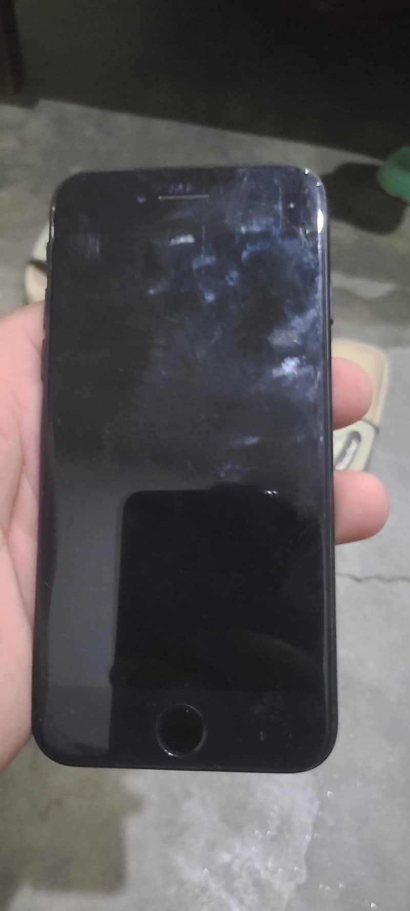 Apple iPhone 7 3