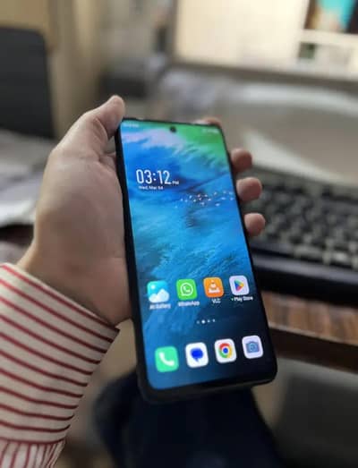 Infinix Hot 11s