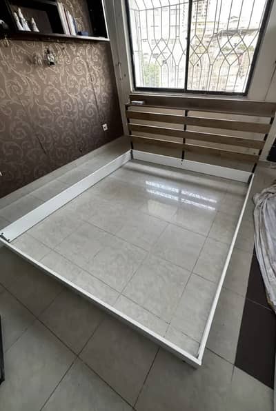 Habit bed