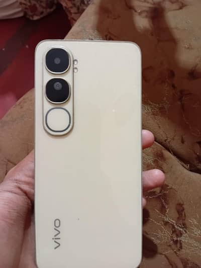 Vivo V40 Lite