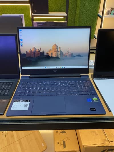 HP Victus 15