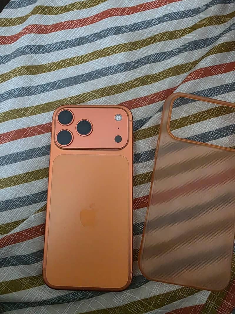 Apple iPhone 17 Pro Max 0