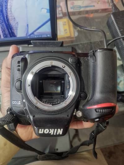 d7100 full lush body no opan no raper with sigma 17 50 lens 2.8