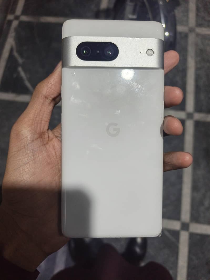 Google Pixel 7 5
