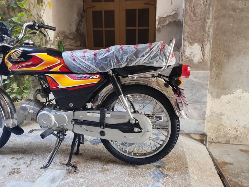 Honda CD70 5