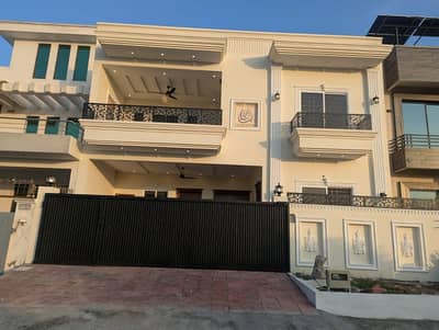 A Beautiful 10 Marla House Available For Sale In E-16/3