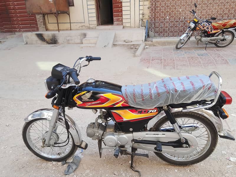 Honda CD70 Applied 3