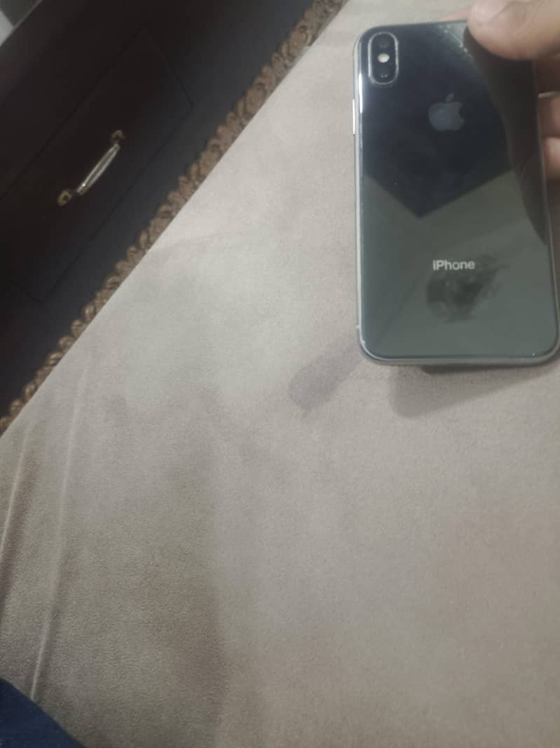 Apple iPhone XS 9