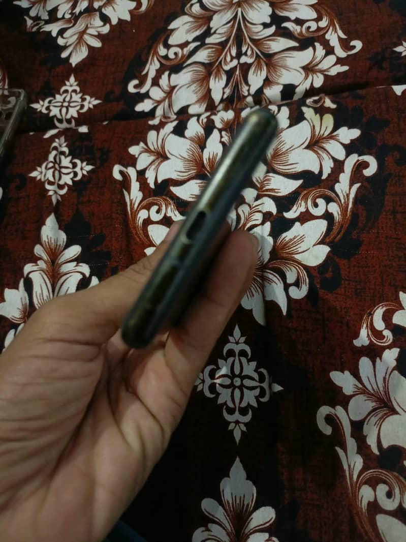 Google Pixel 6a 1
