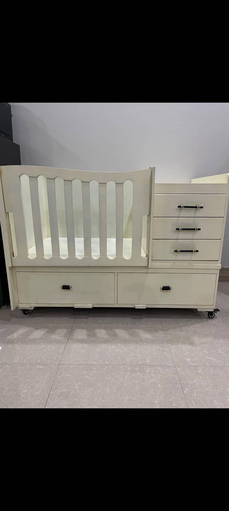 baby cot 0