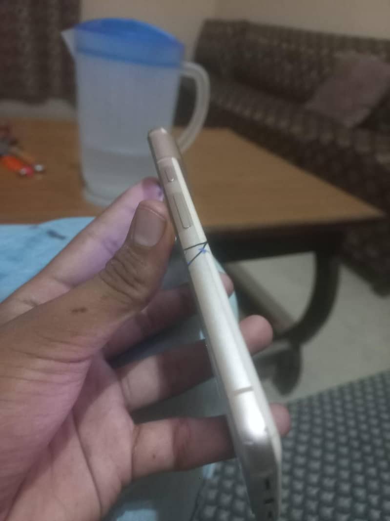 Google Pixel 8 3