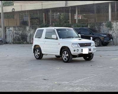 Mitsubishi Pajero Mini 2008