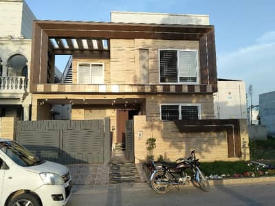 10 Marla house for rent