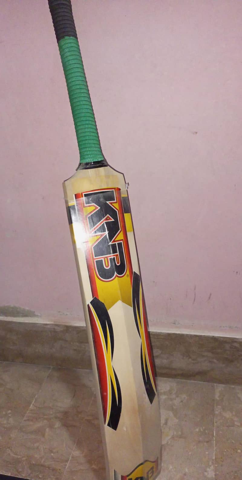 KNB BAT 0