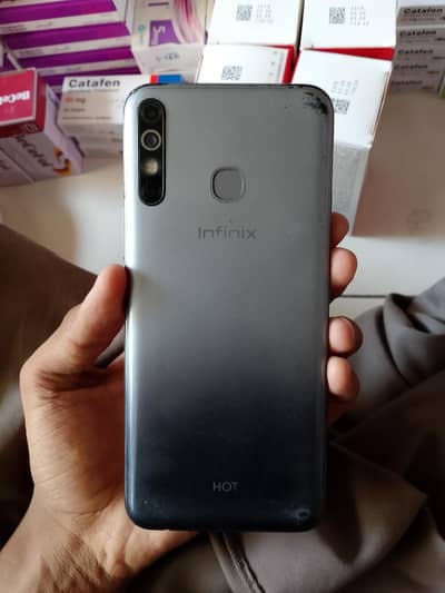 Infinix Hot 8